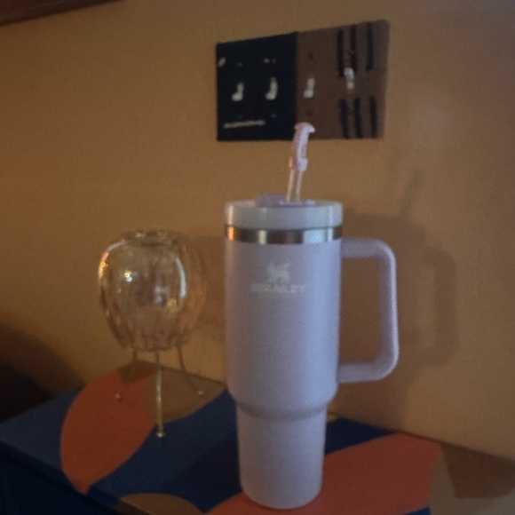 Straw toppers for tumbler straws. - Picture 15 of 17